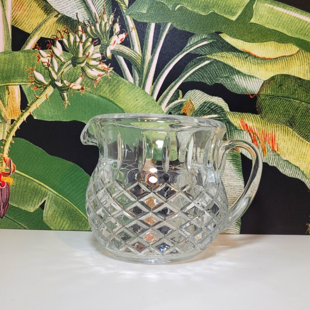 Vintage FTD pressed 24% Lead Crystal Glass FTY2 20 ounce Pitcher Diamond Pattern